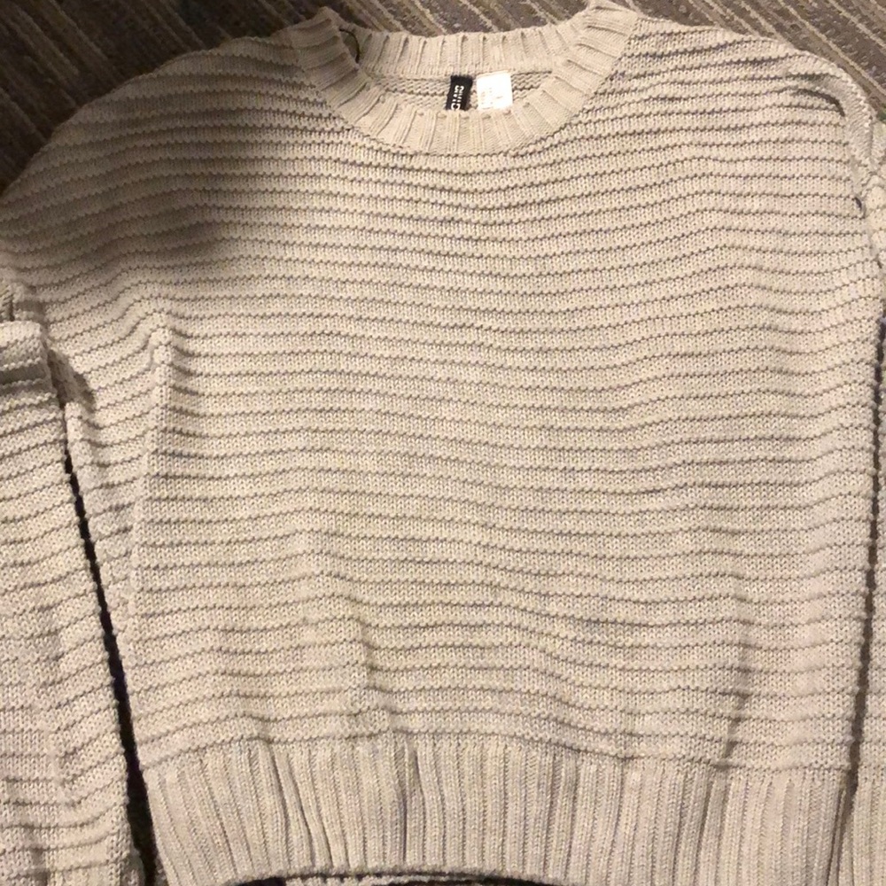 Grey H&M sweater